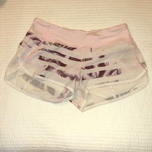 Lululemon women’s speed up shorts